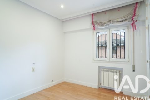 Talo myytävänä Madrid, Espanja, 5 makuuhuonetta, 455 m2 No. 188442 - kuva 21