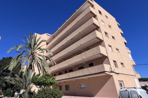 Apartment for sale in Torrevieja, Alicante, Spain 3 bedrooms, 104 sq.m. No. 140135 - photo 24