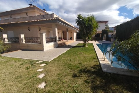 Villa zum Verkauf in Elda, Alicante, Spanien 4 Schlafzimmer, 414 m2 Nr. 140137 - Foto 7