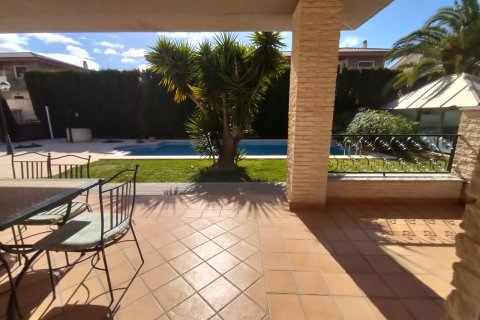 Villa zum Verkauf in Elda, Alicante, Spanien 4 Schlafzimmer, 414 m2 Nr. 140137 - Foto 10
