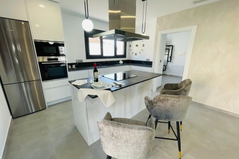 Villa zum Verkauf in Torrevieja, Alicante, Spanien 5 Schlafzimmer, 368 m2 Nr. 140262 - Foto 16