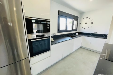 Villa zum Verkauf in Torrevieja, Alicante, Spanien 5 Schlafzimmer, 368 m2 Nr. 140262 - Foto 18