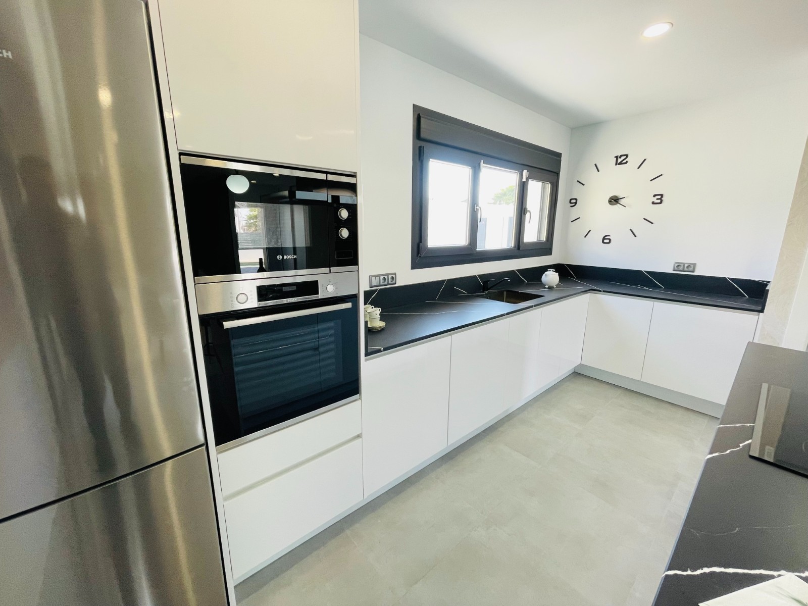 Willa w Torrevieja, Alicante, Hiszpania 5 sypialni, 368 mkw. nr 140262