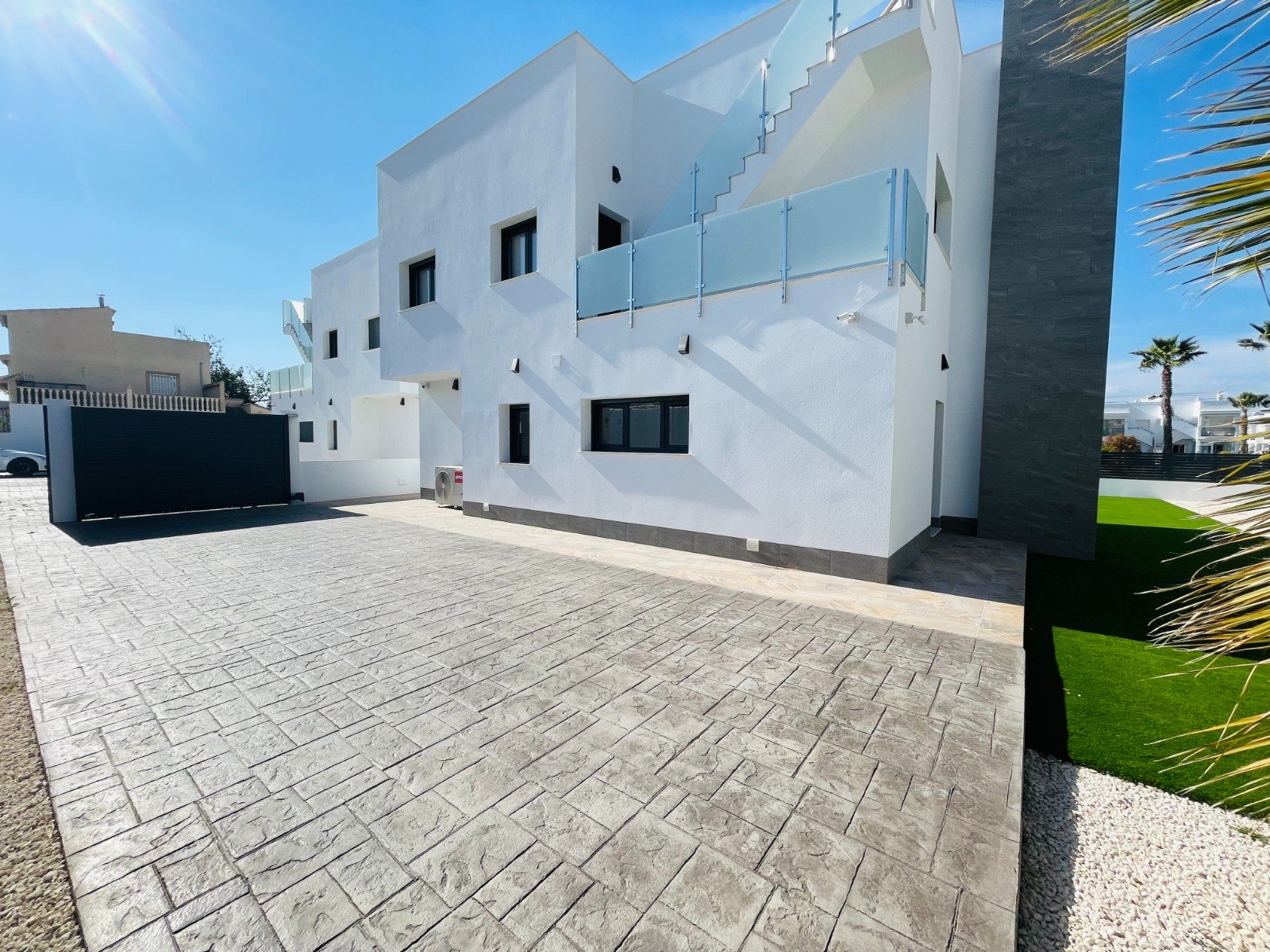 Willa w Torrevieja, Alicante, Hiszpania 5 sypialni, 368 mkw. nr 140262
