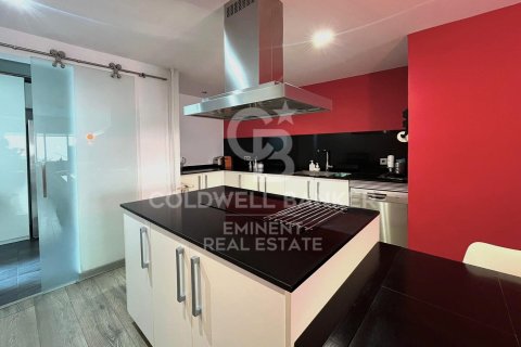 Apartamento en venta en Barcelona, España 3 dormitorios, 119 m2 No. 157807 - foto 4