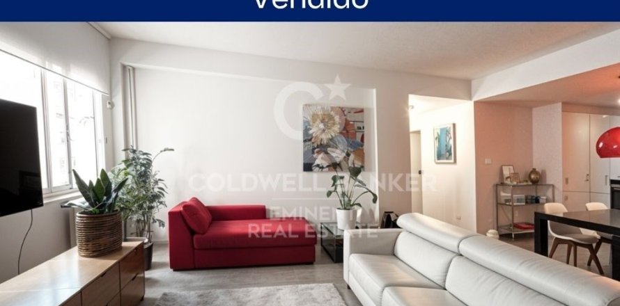 Apartment à Barcelona, Espagne 3 chambres, 119 m2 No. 157807