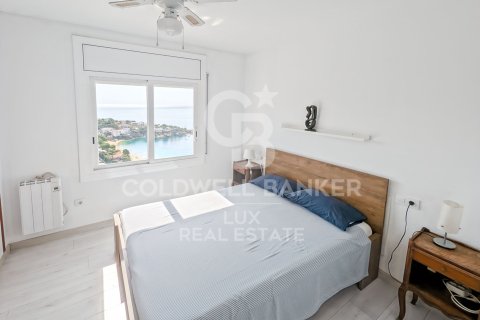 Villa for sale in Roses, Girona, Spain 4 bedrooms, 124 sq.m. No. 157808 - photo 13