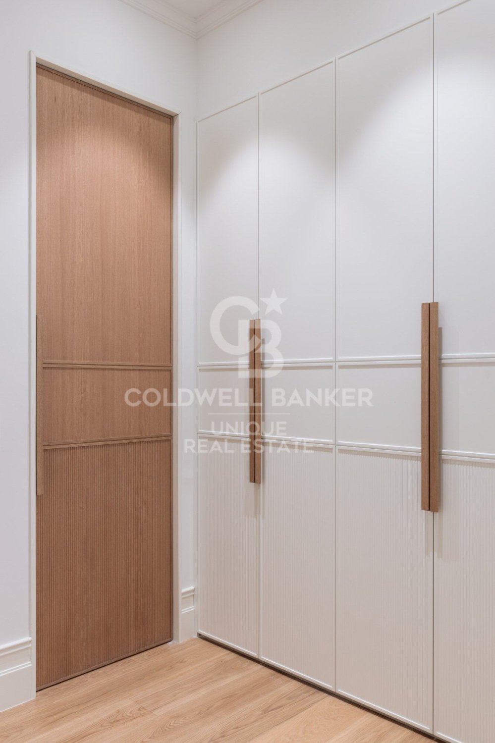 Apartment in Madrid, Spain 3 bedrooms, 174 sq.m. No. 157806