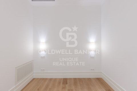 Apartamento en venta en Madrid, España 3 dormitorios, 156 m2 No. 157806 - foto 20