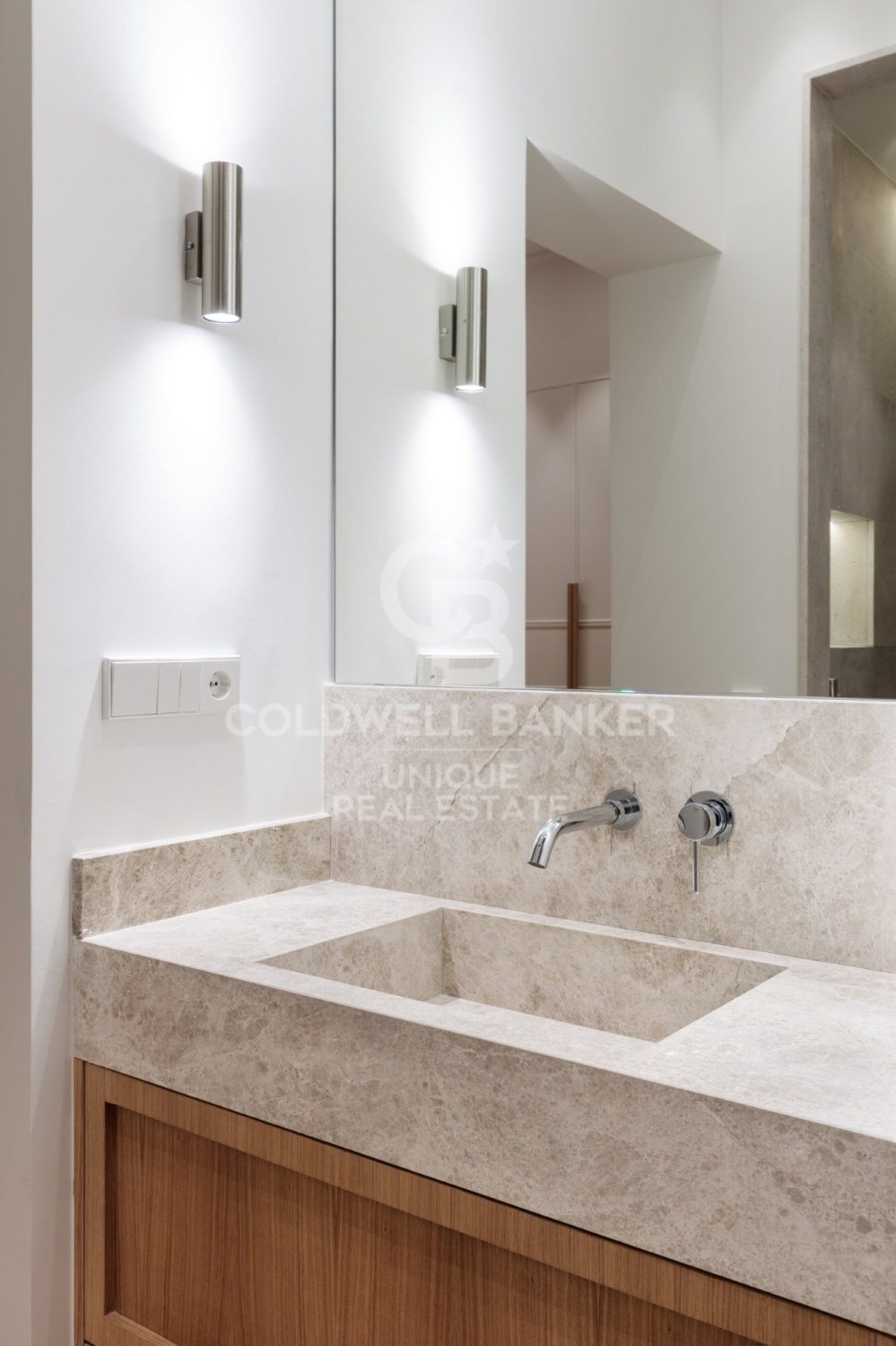 Apartment in Madrid, Spain 3 bedrooms, 174 sq.m. No. 157806