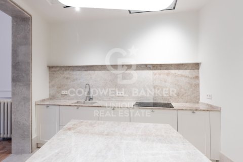 Apartamento en venta en Madrid, España 3 dormitorios, 156 m2 No. 157806 - foto 7