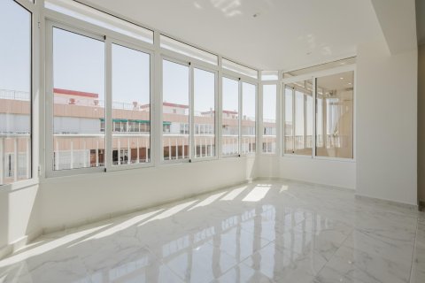 Apartment à vendre Torrevieja, Alicante, Espagne, 3 chambres, 110 m2 No. 137877 - photo 24