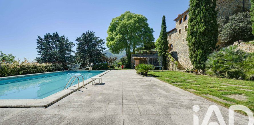 House à Amer, Girona, Espagne 6 chambres, 720 m2 No. 172538
