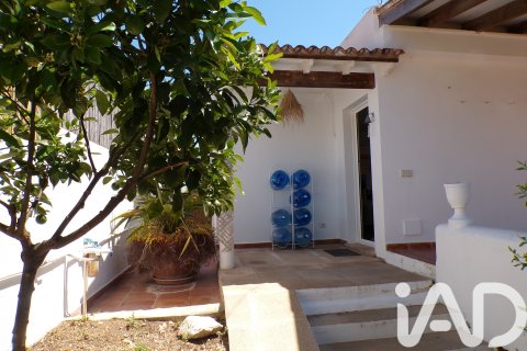 Hus till salu i Calvia, Mallorca, Spanien 2 sovrum, 137 kvm. Nr. 172541 - foto 4