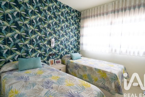 Apartament w Torrevieja, Alicante, Hiszpania 2 sypialnie, 63 mkw. nr 172537 – zdjęcie 9