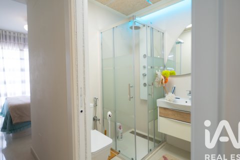 Apartament w Torrevieja, Alicante, Hiszpania 2 sypialnie, 63 mkw. nr 172537 – zdjęcie 11