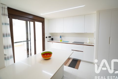 Apartament w Torrevieja, Alicante, Hiszpania 2 sypialnie, 63 mkw. nr 172537 – zdjęcie 3
