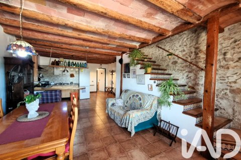 House à Ulldecona, Tarragona, Espagne 3 chambres, 195 m2 No. 172540