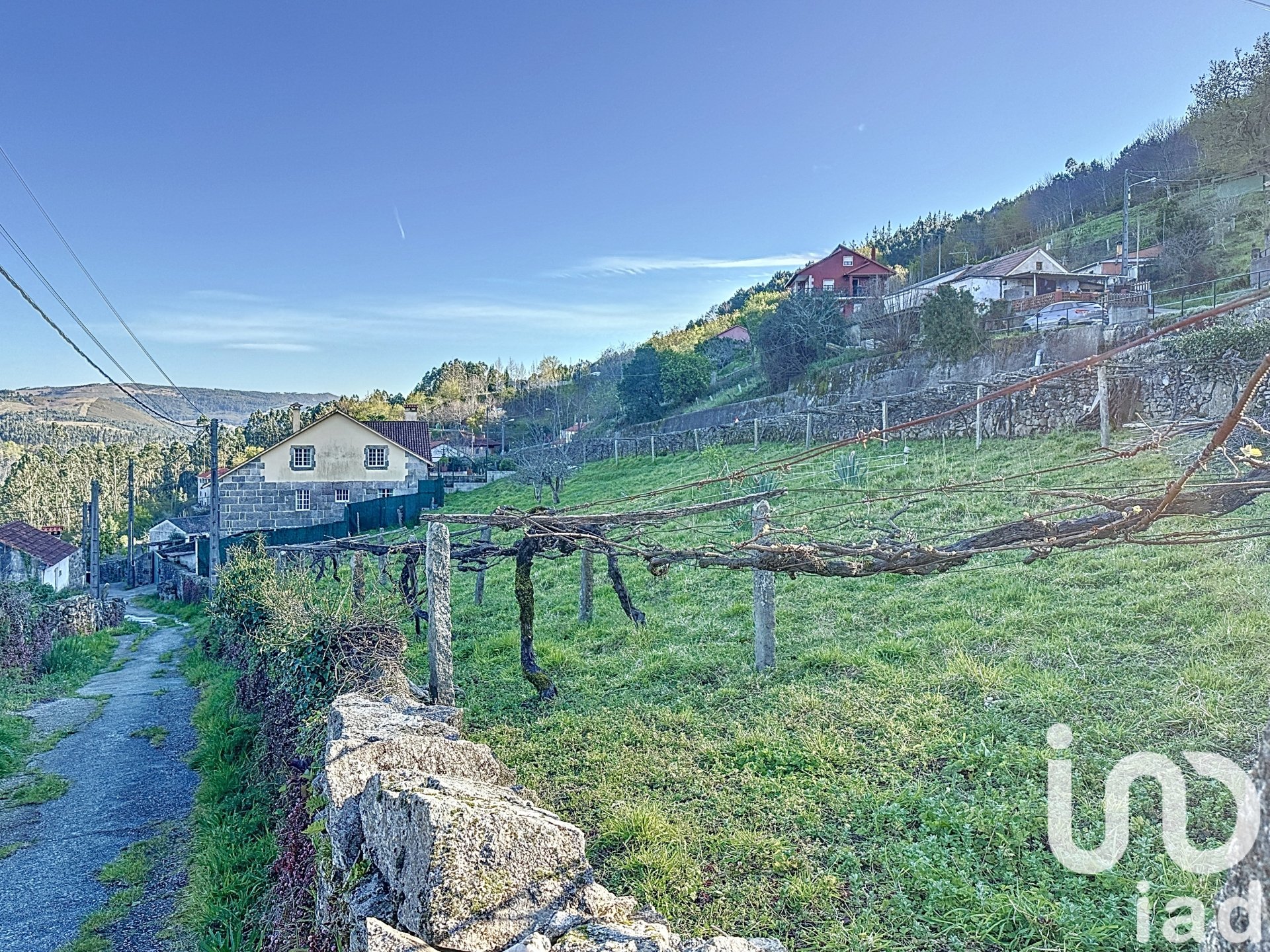 Land plot à Ponte Caldelas, Pontevedra, Espagne 1296 m2 No. 185940