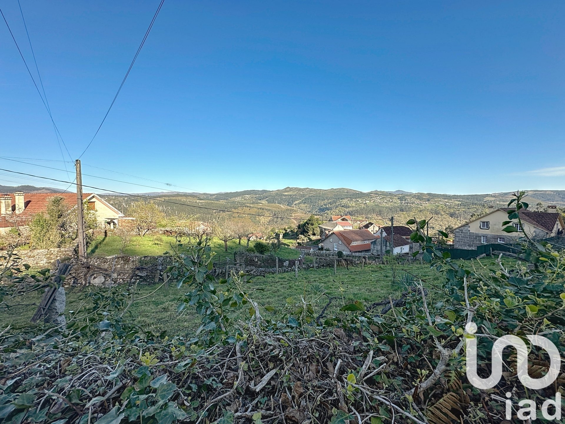 Land plot à Ponte Caldelas, Pontevedra, Espagne 1296 m2 No. 185940