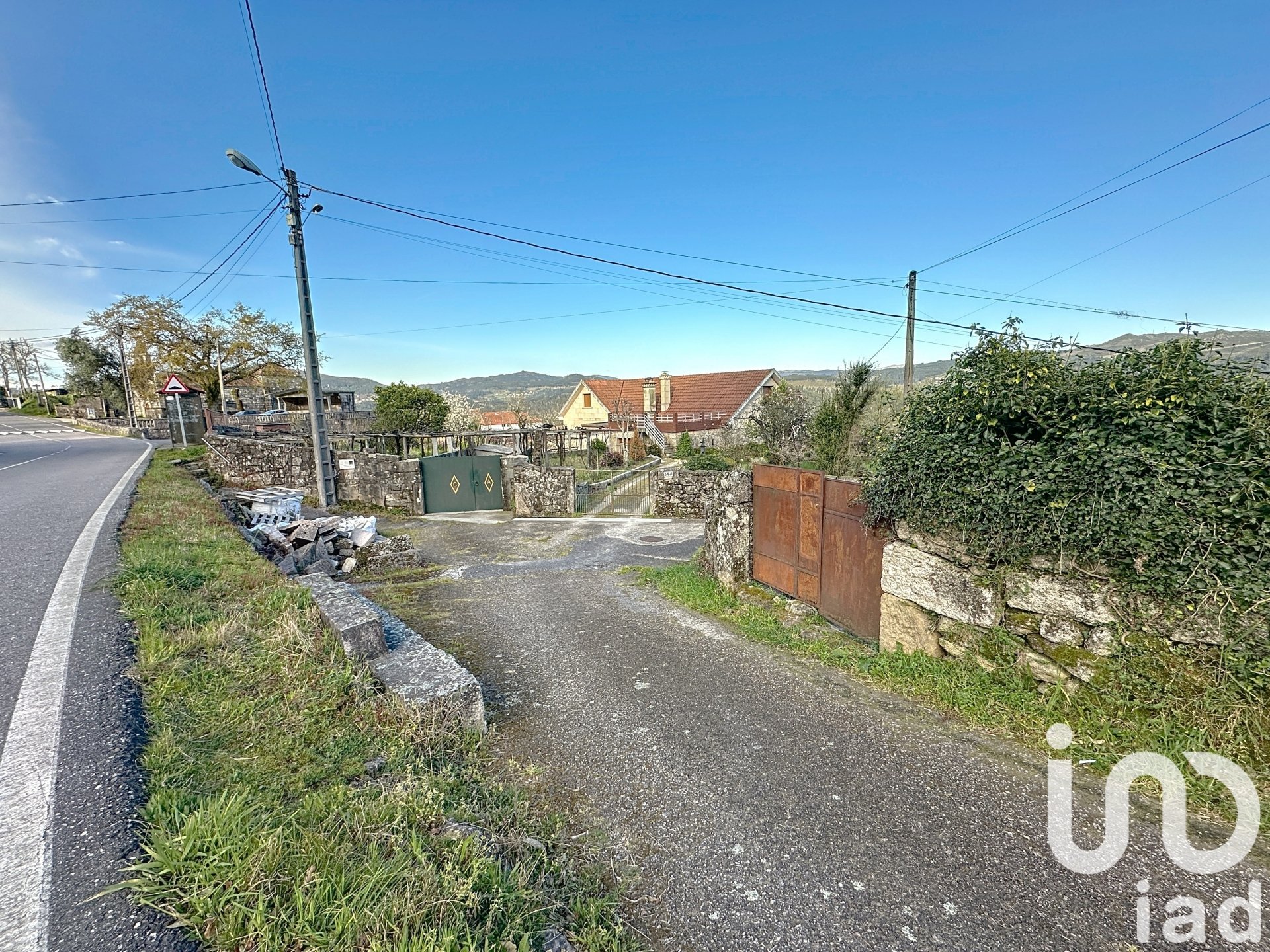 Land plot à Ponte Caldelas, Pontevedra, Espagne 1296 m2 No. 185940