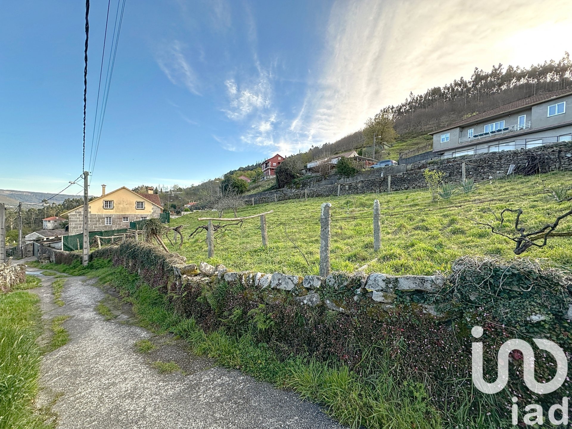 Land plot à Ponte Caldelas, Pontevedra, Espagne 1296 m2 No. 185940