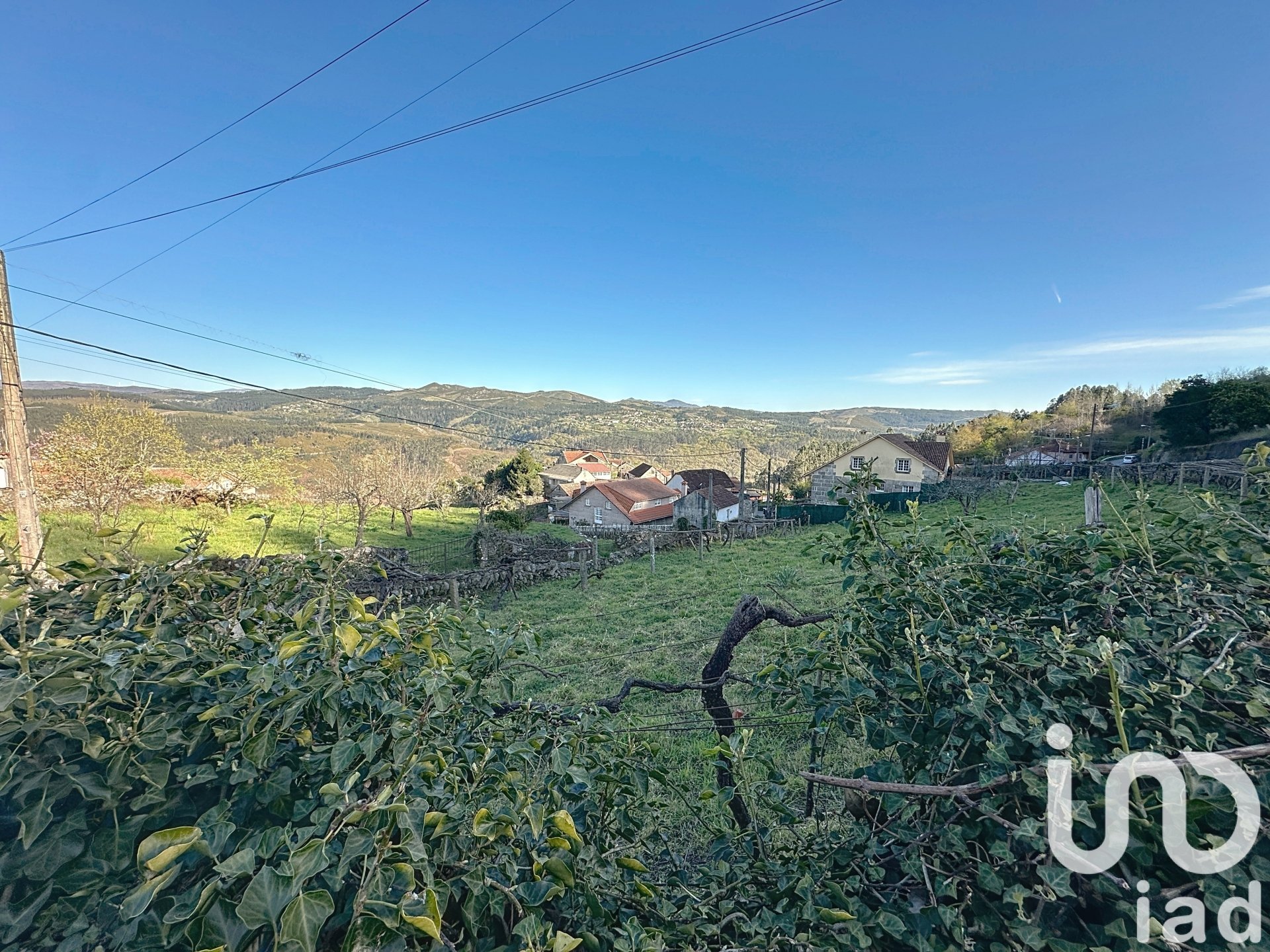 Land plot à Ponte Caldelas, Pontevedra, Espagne 1296 m2 No. 185940
