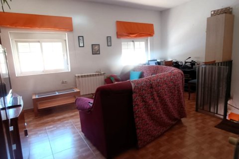 Gewerbeimmobilien zum Verkauf in Sahagun, Leon, Spanien 180 m2 Nr. 185937 - Foto 3