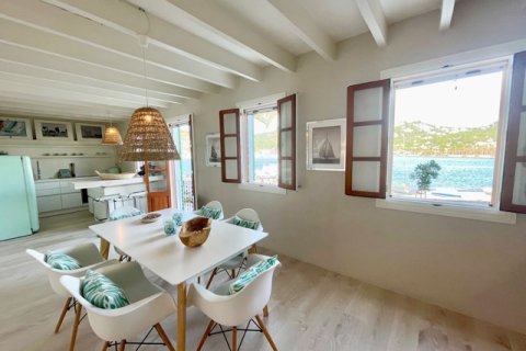 Huoneisto vuokrattavana Port D'andratx, Mallorca, Espanja, 1 makuuhuone, 108 m2 No. 144383 - kuva 8