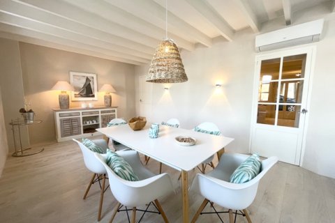 Huoneisto vuokrattavana Port D'andratx, Mallorca, Espanja, 1 makuuhuone, 108 m2 No. 144383 - kuva 1