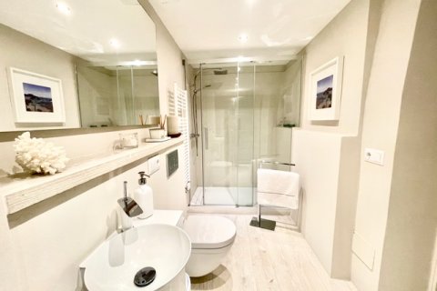 Huoneisto vuokrattavana Port D'andratx, Mallorca, Espanja, 1 makuuhuone, 108 m2 No. 144383 - kuva 13