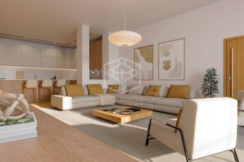 Apartment for sale in Girona, Spain 3 bedrooms, 140 sq.m. No. 144382 - photo 1