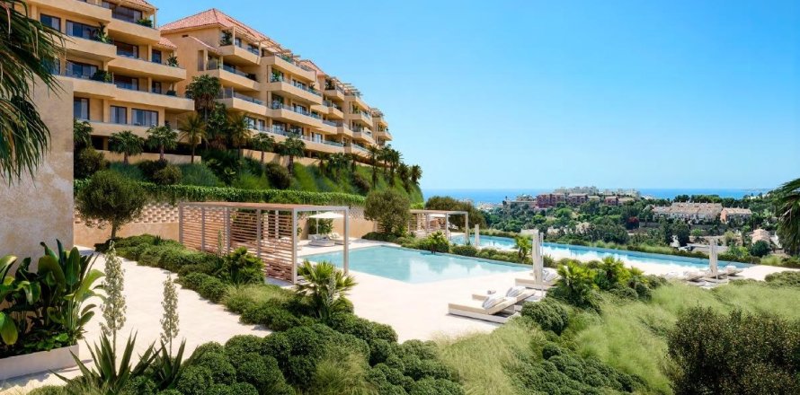 Apartment à Benalmadena, Malaga, Espagne 2 chambres, 93 m2 No. 169441