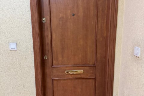 Dzīvoklis pārdošanā Torrevieja, Alicante, Spānijā 3 istabas, 86 m2 Nr. 177546 - attēls 29