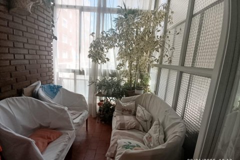 Apartment à Madrid, Espagne 2 chambres, 133 m2 No. 177550
