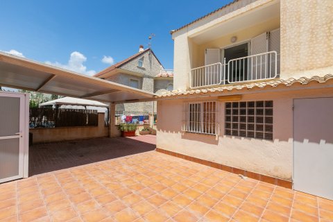Villa à vendre à La Zenia, Alicante, Espagne, 293 m2 No. 177547 - photo 23
