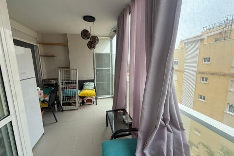 Lägenhet till salu i Guardamar del Segura, Alicante, Spanien 2 sovrum, 74 kvm. Nr. 177549 - foto 7