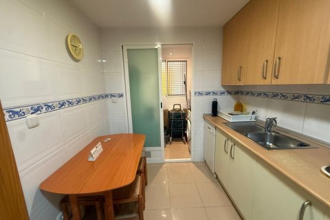 Продажа квартиры в Гуардамар-дель-Сегура, Аликанте, Испания 2 спальни, 80м2 №177548 - фото 21