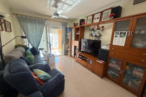 Продажа квартиры в Гуардамар-дель-Сегура, Аликанте, Испания 2 спальни, 80м2 №177548 - фото 15