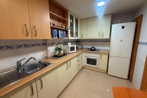 Продажа квартиры в Гуардамар-дель-Сегура, Аликанте, Испания 2 спальни, 80м2 №177548 - фото 19