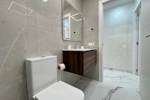 Продажа квартиры в Торревьеха, Аликанте, Испания 2 спальни, 67м2 №177552 - фото 22