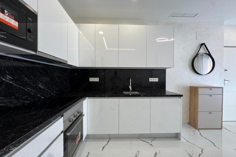 Продажа квартиры в Торревьеха, Аликанте, Испания 2 спальни, 67м2 №177552 - фото 12
