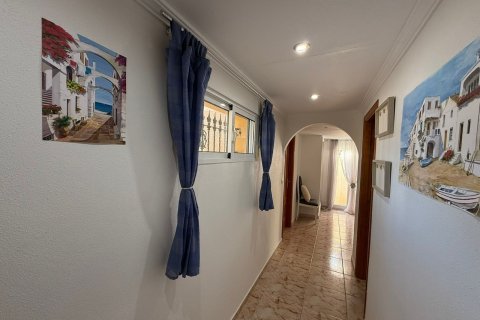 Villa till salu i Alicante, Spanien 5 sovrum, 231 kvm. Nr. 194596 - foto 26