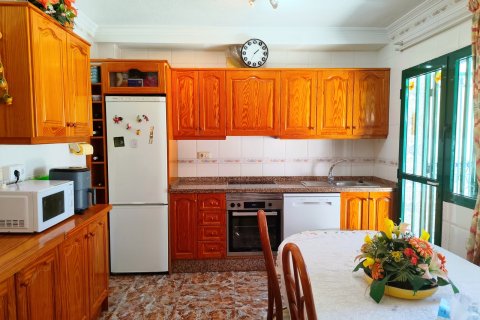 Casa adosada en venta en La Zenia, Alicante, España 3 dormitorios, 100 m2 No. 189711 - foto 11
