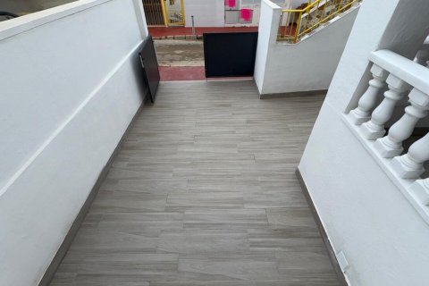Продажа бунгало в Торревьеха, Аликанте, Испания 2 спальни, 56м2 №189710 - фото 2