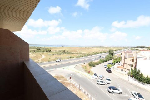 Apartamento en venta en La Mata, Alicante, España 3 dormitorios, 103 m2 No. 189715 - foto 3