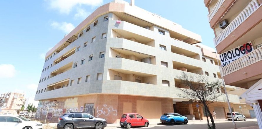 Apartamento en La Mata, Alicante, España 3 dormitorios, 103 m2 No. 189715