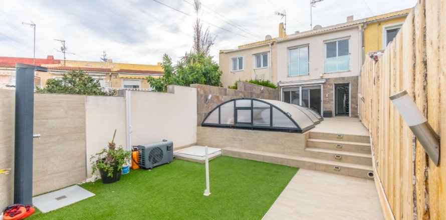 Villetta a schiera a Los Balcones, Alicante, Spagna 3 camere da letto, 103 mq. N° 146032