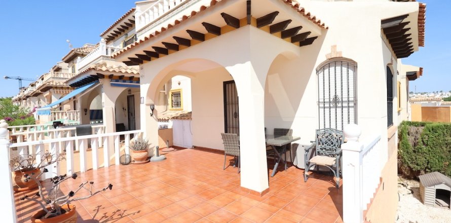 Townhouse in Cabo Roig, Alicante, Spanien 2 Schlafzimmer, 97 m2 Nr. 146030