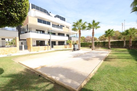 Apartment for sale in Torrevieja, Alicante, Spain 2 bedrooms, 76 sq.m. No. 146034 - photo 19